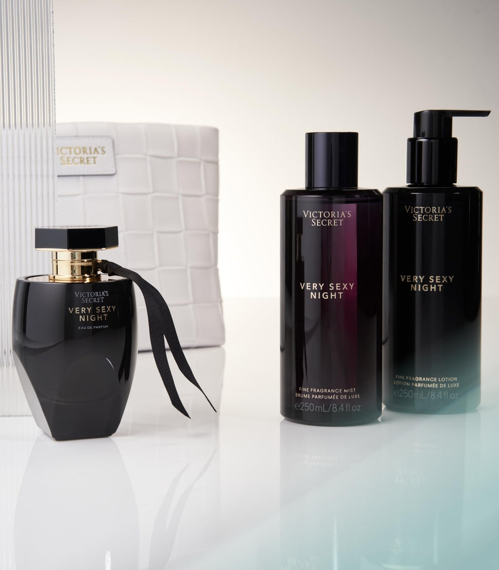 Victoria's Secret - Fragancia fina Bombshell de 8.4 onzas en espray