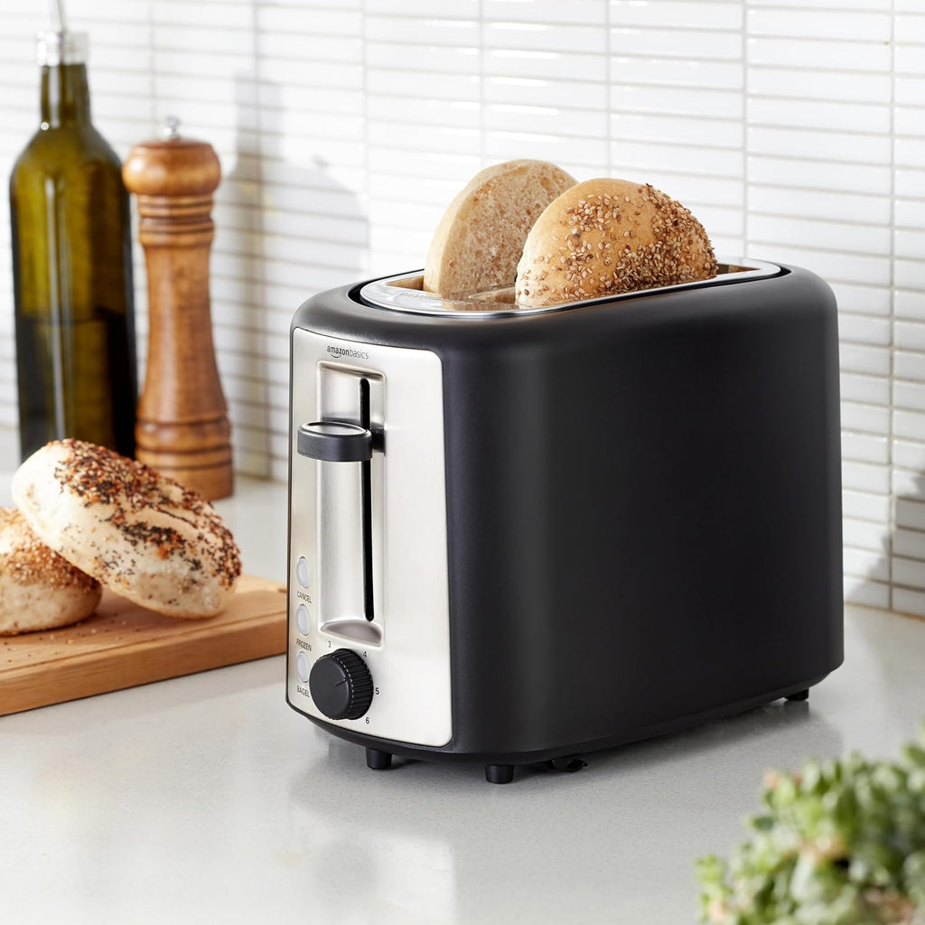 Amazon Basics Tostadora de 2 rebanadas, con 6 ajustes de tostado, ranuras extra anchas para bagels y panes especiales, bandeja de migas extraíble fácil de limpiar, botones de cancelar/descongelar